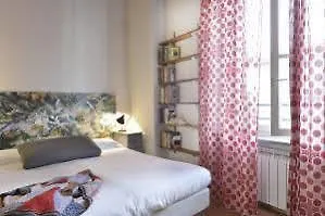 La Maison Del Capestrano Milan Apartment